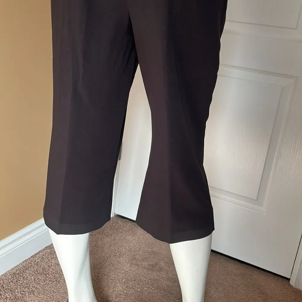 Reitmans Capris /Size 11 - Picture 3 of 7